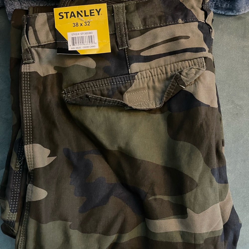 Stanley Lined cargo Camo pants 38x32